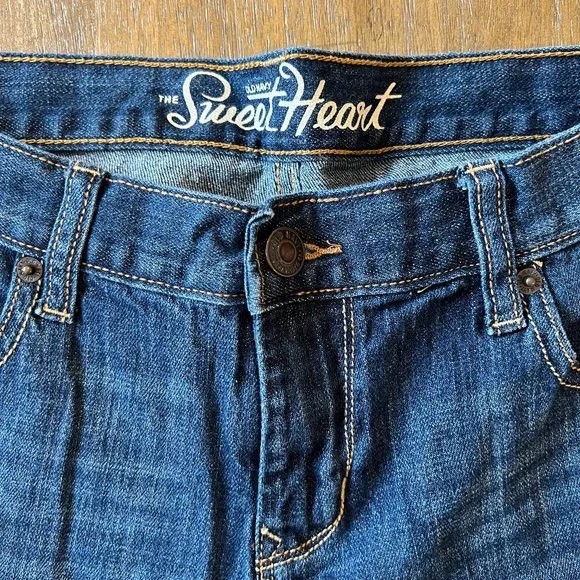 old navy - the sweetheart denim shorts - size 2 - Picture 4 of 5